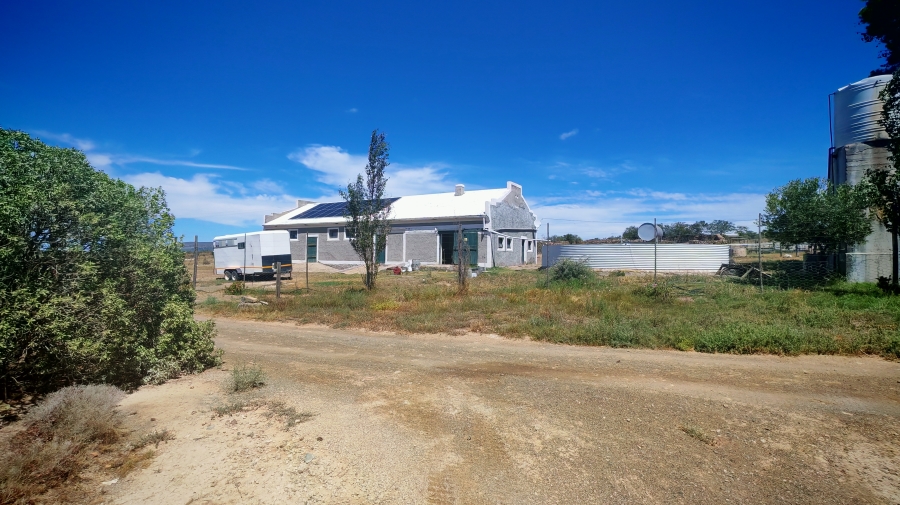 6 Bedroom Property for Sale in Pearston Eastern Cape